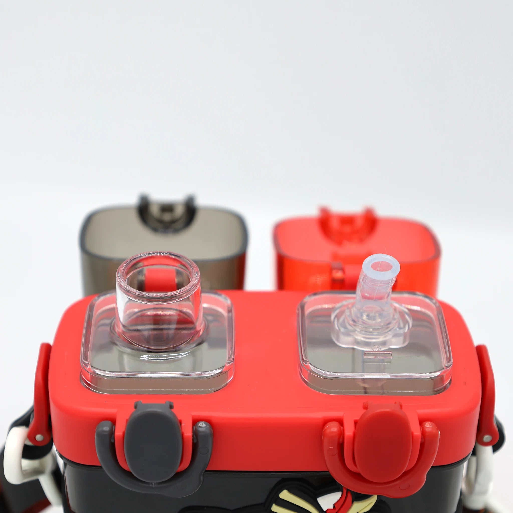 2 in 1 Water Bottle 680 ML